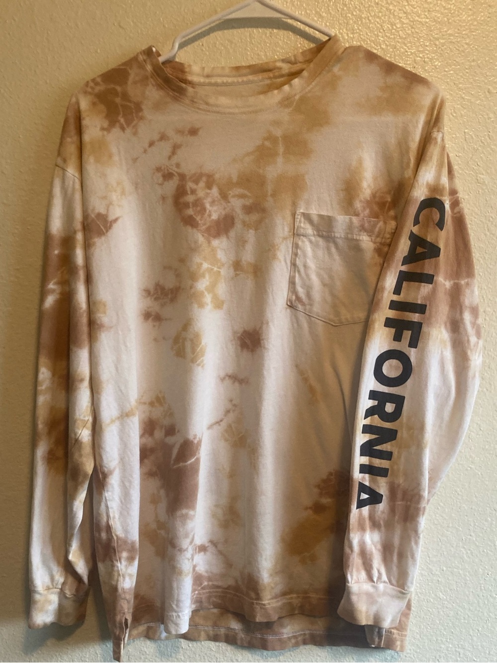 PINK Victoria's Secret Brown and Cream Tie-Dye Long Sleeve Pocket Tee